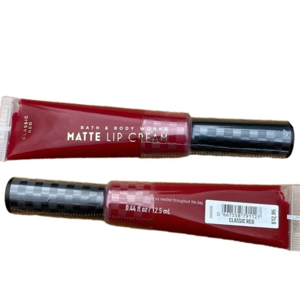 Bath & Body Works Classic Red Matte Lip Cream Lipstick 0.44 FLOZ Full Size